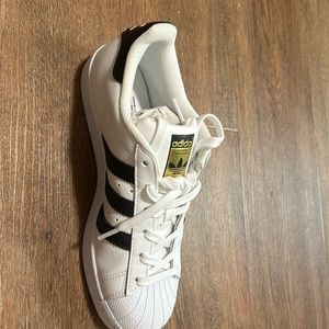 Women Adidas Superstar